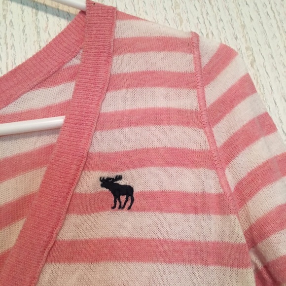 SOLD // Pink Striped 3/4 Sleeve V Neck Top - Picture 5 of 6